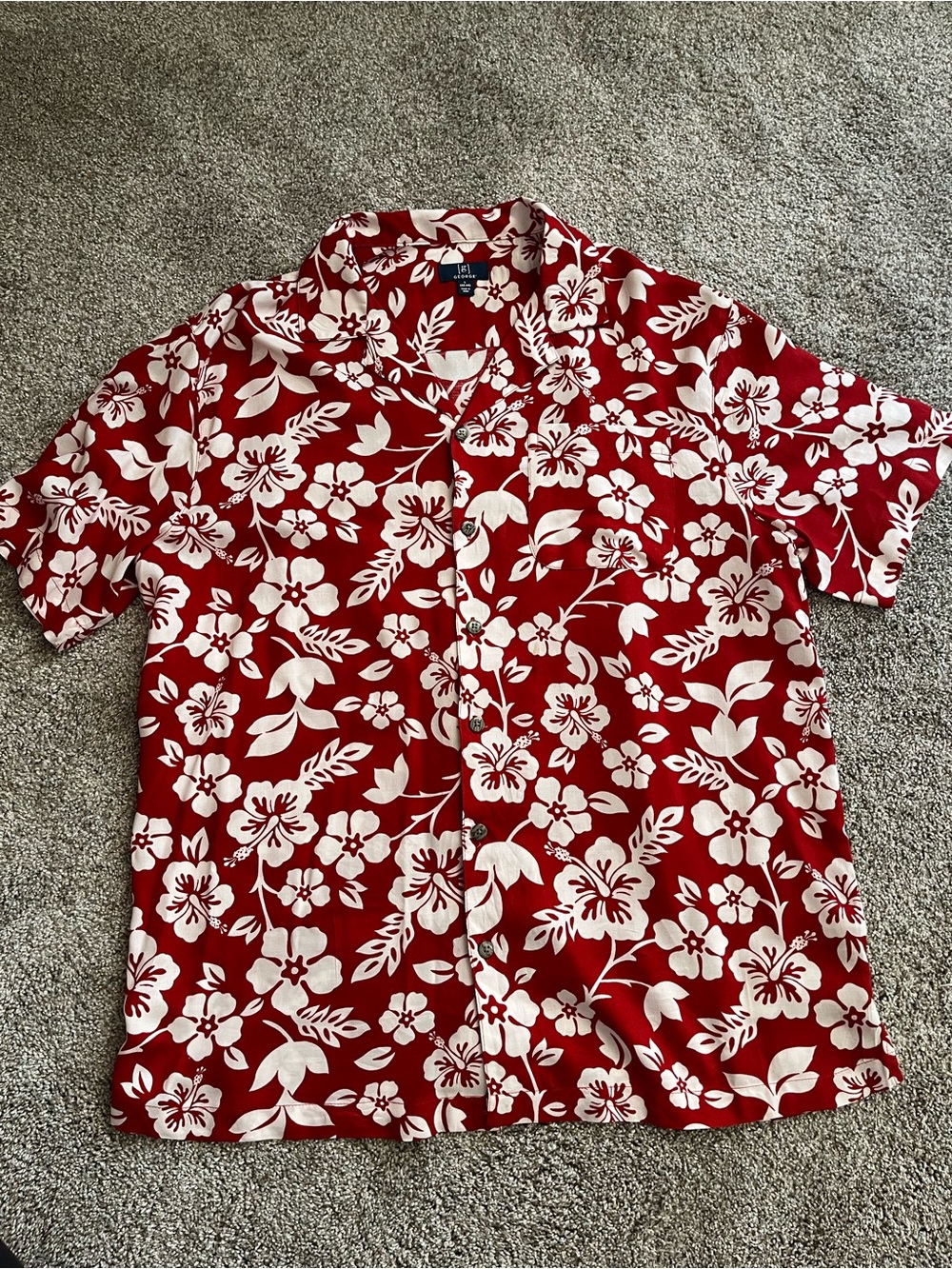Men’s Red and White Floral Short-Sleeve Aloha Shirt